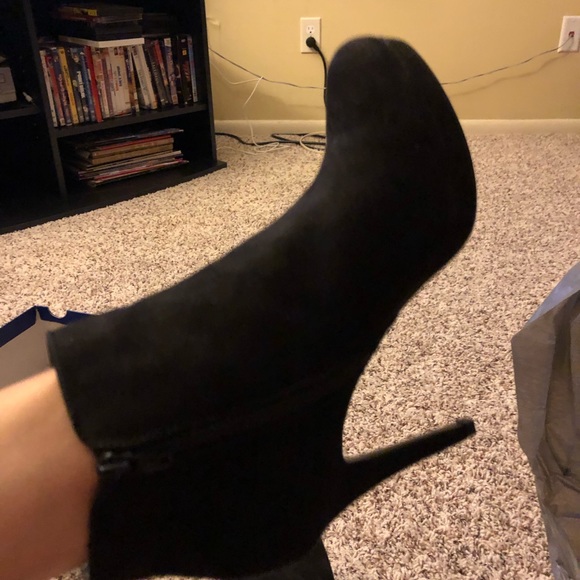 Apt. 9 Shoes - 🧡NWT heels for going out